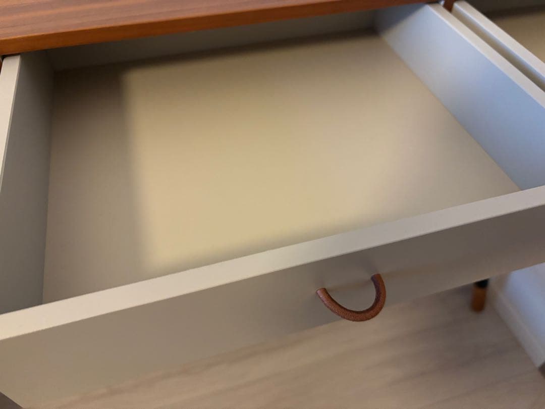 エルメス　ボーコンセプト　デスク